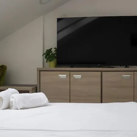 Budget Jelica * Belgrad